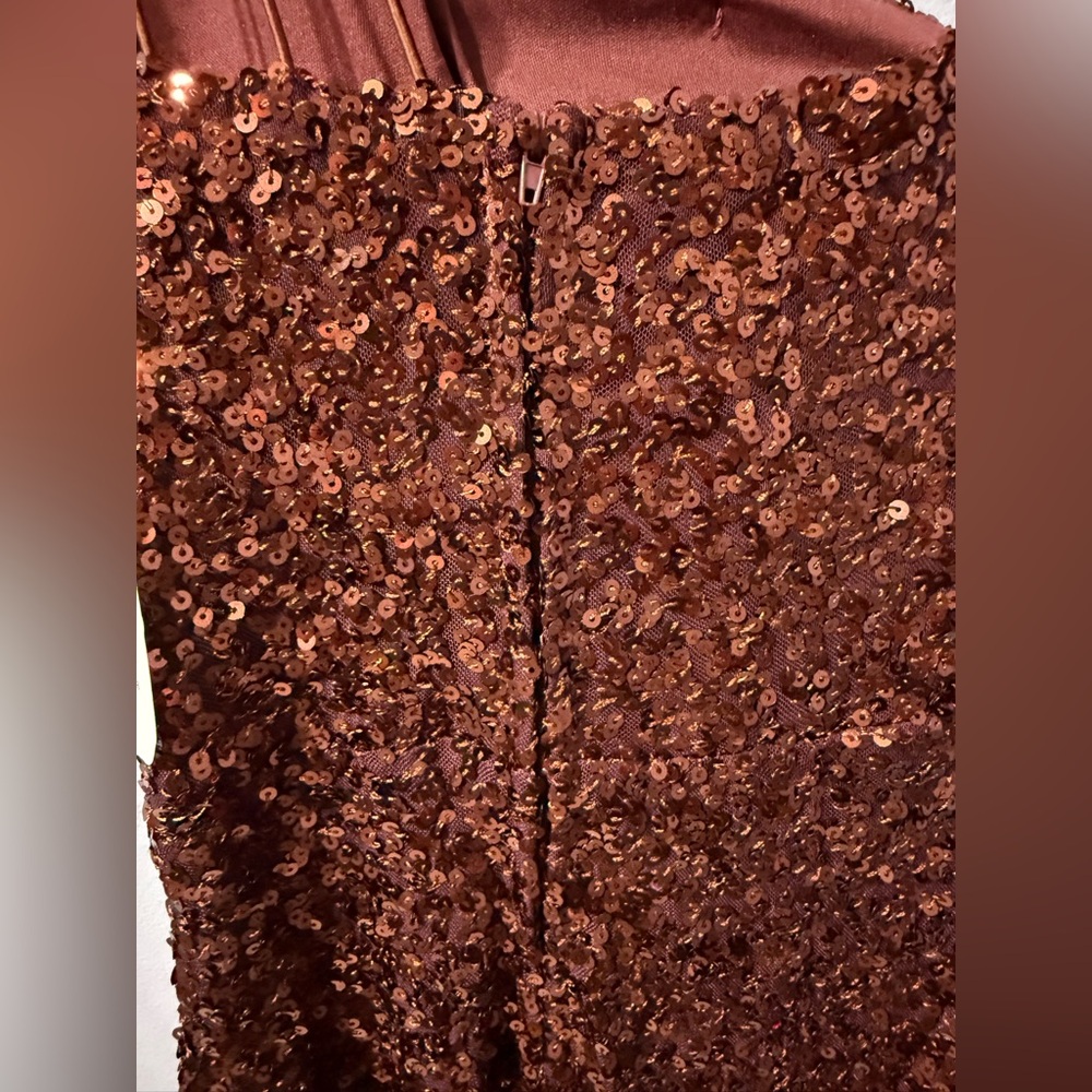 NWT Windsor Lyla Formal Sequined Floor Length Gown in Copper Women’s Size XS‎ - Picture 7 of 12